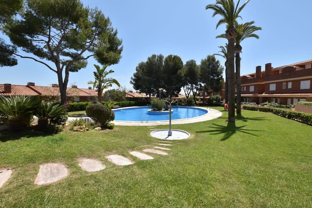 Preciosa Zona Natural La Mora Villa ตาร์ราโกนา ภายนอก รูปภาพ